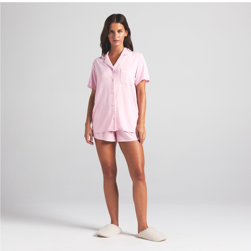 SKIMS short sleeve button up set - cherry blossom contrast (sold out)